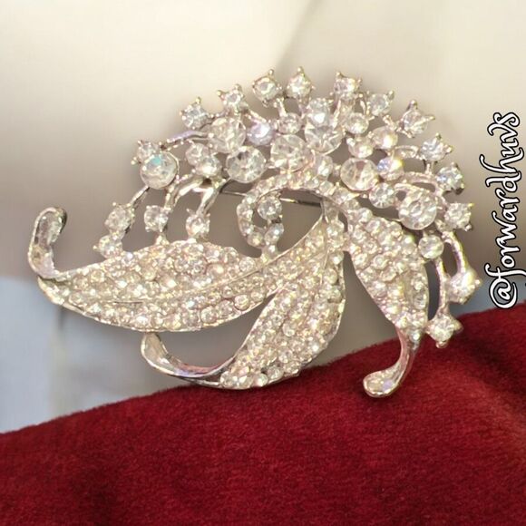 Vintage Rhinestone Brooch - Old Hollywood Glamour - Picture 6 of 9